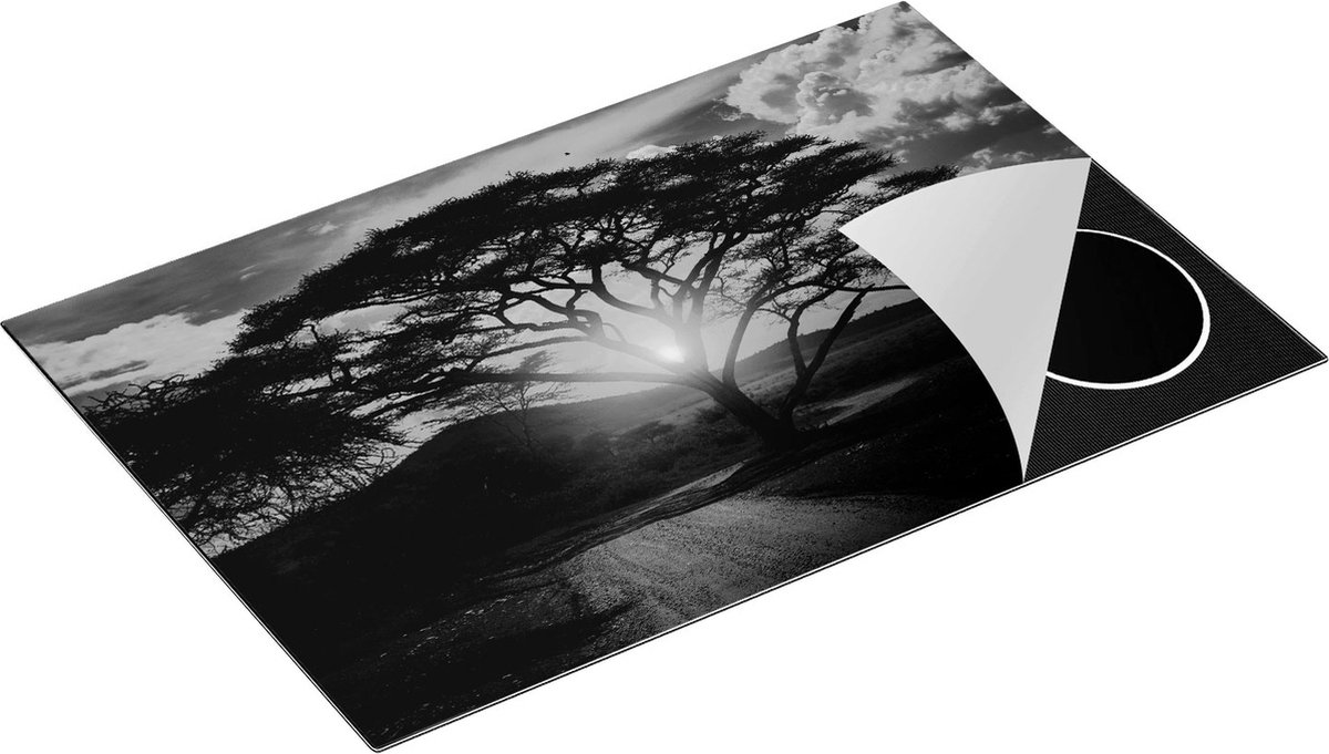 Chefcare Inductie Beschermer Zonsondergang Achter een Savanne Boom - Zwart Wit - 81,6x52,7 cm - Afdekplaat Inductie - Kookplaat Beschermer - Inductie Mat