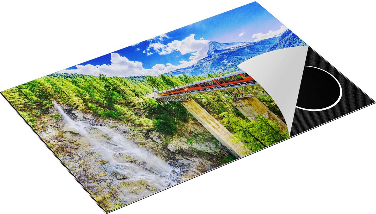 Chefcare Inductie Beschermer Trein op een Brug bij een Waterval in Zwitserland - 81,6x52,7 cm - Afdekplaat Inductie - Kookplaat Beschermer - Inductie Mat
