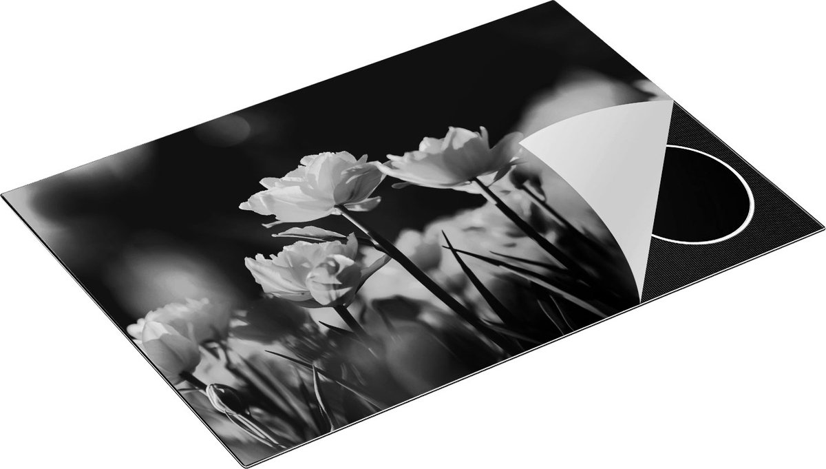 Chefcare Inductie Beschermer Gele Tulpen - Bloemen - Zwart Wit - 75x55 cm - Afdekplaat Inductie - Kookplaat Beschermer - Inductie Mat