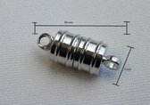 3 setjes- Magneet - sluiting- antiek zilverkleurig- L 20mm- Sieraden sluiting- magneet slotjes- spaart u zich de moeite.