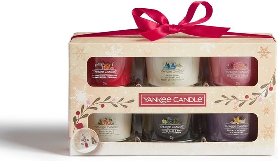 Yankee Candle - Snow Globe Wonderland 6 Filled Votive Gift Set