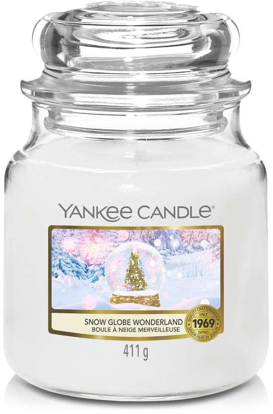 Yankee Candle - Snow Globe Wonderland Medium Jar