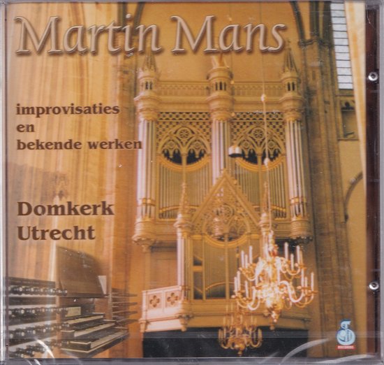 Foto: Martin mans speelt improvisaties en bekende werken op het orgel van de domkerk te utrecht