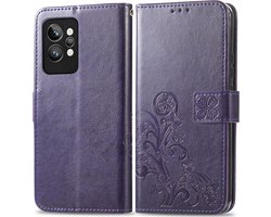 Mobigear Telefoonhoesje geschikt voor Realme GT2 Pro Hoesje | Mobigear Clover Bookcase Portemonnee | Pasjeshouder voor 3 Pasjes | Telefoonhoesje voor Pinpas / OV Kaart / Rijbewijs - Paars