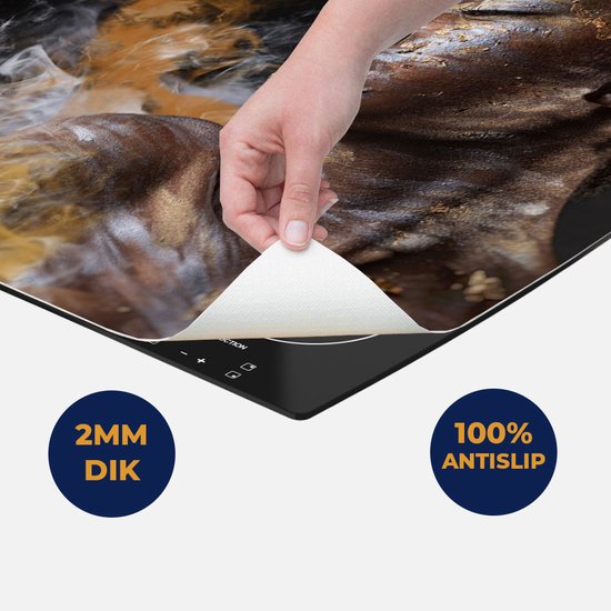 Chefcare Inductie Beschermer Afrikaanse Vrouw met Zilver en Goud - 83x51,5 cm - Afdekplaat Inductie - Kookplaat Beschermer - Inductie Mat