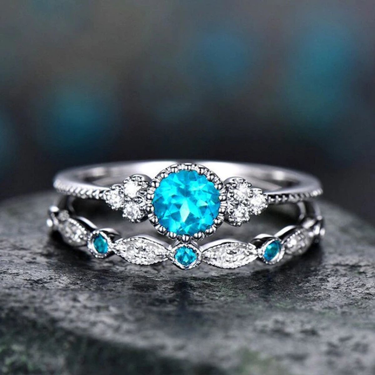 Ring met edelsteen (set) - Ring met blauwe steen - Ring maat 17 zilver kleurig staal - Maat 55 ring dames ringen set van 2 - Aquamarijn