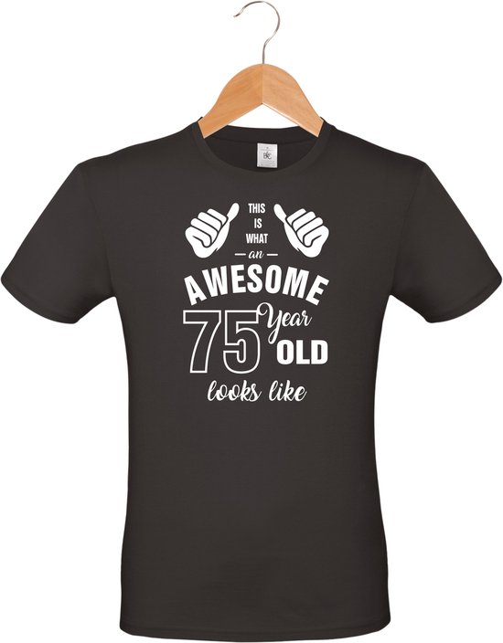 Awesome 75 year - 75 jaar cadeau - unisex T-shirt - verjaardag - zwart - maat XL