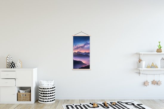 Posterhanger incl. Poster 40x80 cm - Schoolplaat - Bergen - Sterrenhemel - Mist - Textielposter - Blanke latten