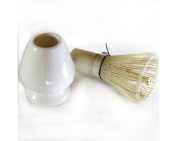 foto van Matcha Thee set - matcha bamboe klopper en houder - WIT