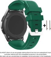 Donker groen Siliconen Bandje voor bepaalde 20mm smartwatches van verschillende bekende merken (zie lijst met compatibele modellen in producttekst) - Maat: zie foto – 20 mm green rubber smartwatch strap