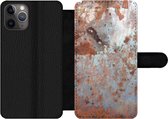Bookcase Geschikt voor iPhone 11 Pro telefoonhoesje - Metalen - Roest print - Zilver - Met vakjes - Wallet case met magneetsluiting