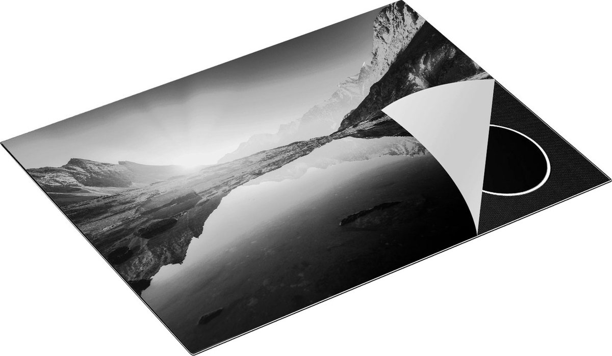 Chefcare Inductie Beschermer Bergen Landschap met Zonsopgang - Zwart Wit - 70x50 cm - Afdekplaat Inductie - Kookplaat Beschermer - Inductie Mat