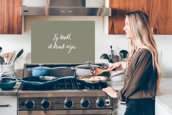 Spatscherm keuken 60x40 cm - Kookplaat achterwand Quotes - Jij kookt, ik drink wijn - Wijn - Spreuken - Muurbeschermer - Spatwand fornuis - Hoogwaardig aluminium