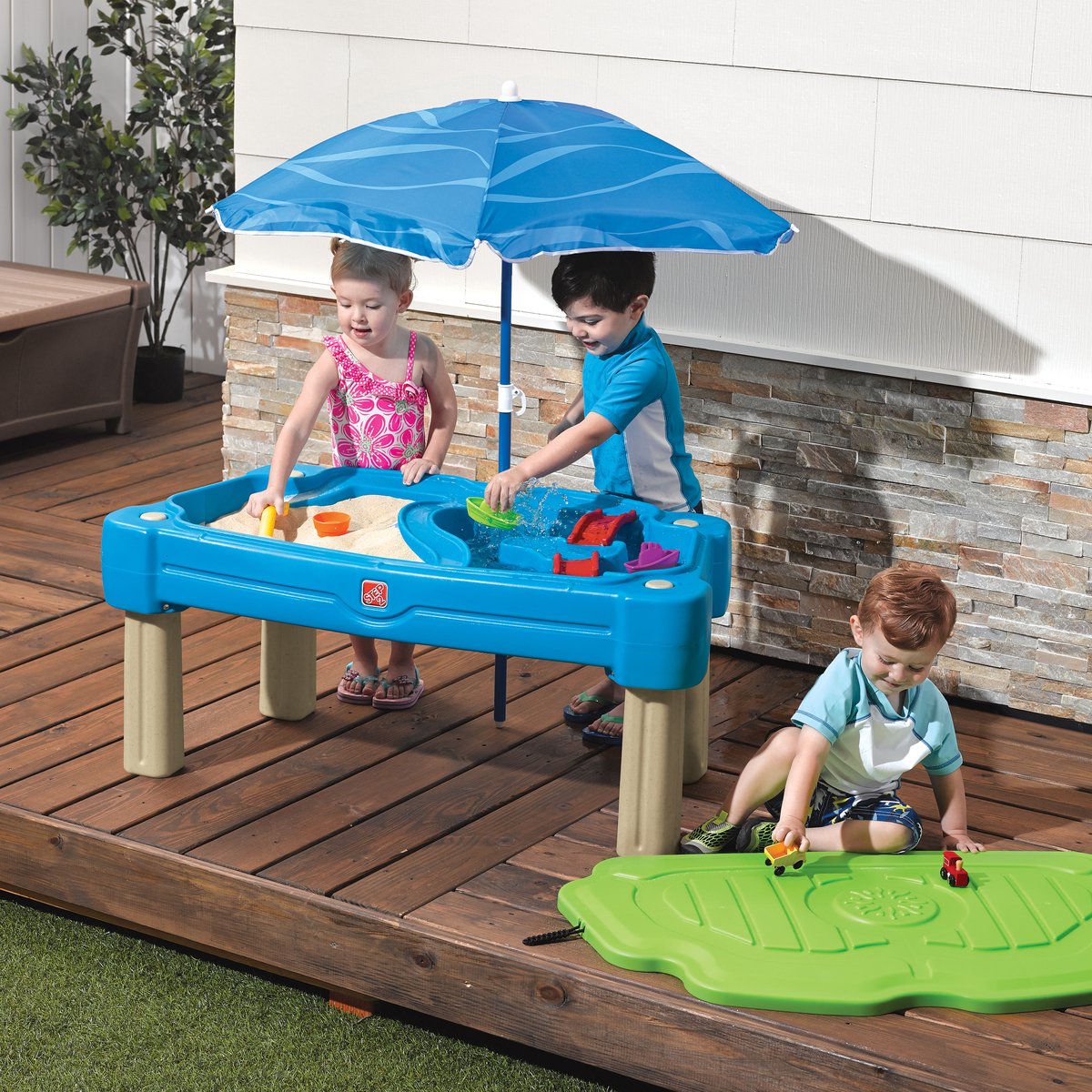 Step2 Cascading Cove Zand & Watertafel - Met Deksel, Parasol & 6 Accessoires - Activiteitentafel / Zandtafel met deksel voor de tuin / buiten - Waterspeelgoed voor kinderen — afbeelding 8