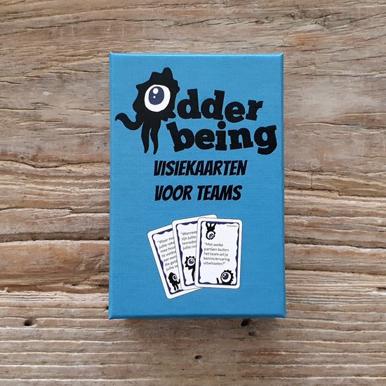 Thumbnail van een extra afbeelding van het spel Odder Being - Visiekaarten Voor Teams - 55 kaarten - Vragen voor teambuilding, teamcoaching, leiderschapscoaching