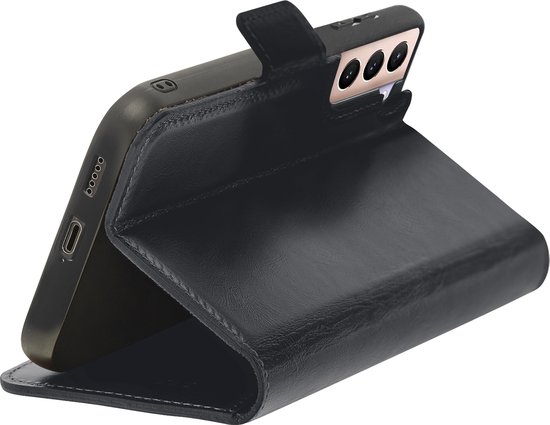 Étui portefeuille noir en cuir ouvert pour un Samsung Galaxy S22 Plus, l'arrière du téléphone visible.