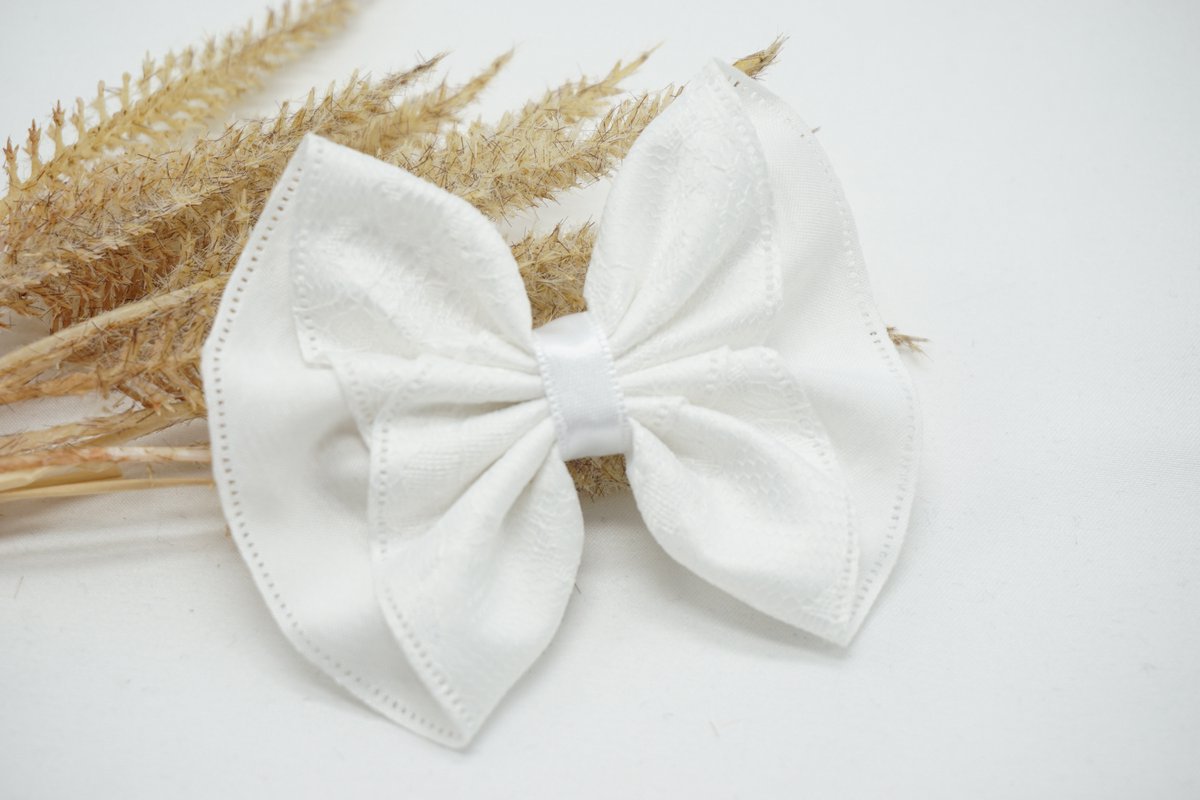 Cotton lace fancy haarstrik - Kleur Elegant wit - Haarstrik - Babyshower - Bows and Flowers