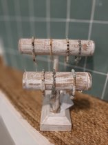 Zita's - armbanden display - hout - 2 balkjes trapsgewijs - whitewash - 20 cm x 22 cm