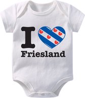 Hospitrix Baby Rompertje met Tekst I Love Friesland" | 0-3 maanden | Korte Mouw | Cadeau voor Zwangerschap | Provincies Nederland | Friesland | Bekendmaking | Aankondiging | Aansta