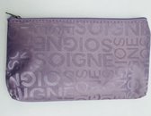 Make-up tasje / toilettasje / organizer / etui - lila - mat met glanzende woorden SOIGNE - met rits - waterafstotend - afmeting 18,5 x 10,5 x 2 centimeter