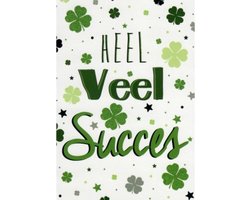 Heel veel succes! Een bijzondere wenskaart met klavertjes vier! Deze zullen jou vast veel geluk gaan brengen. Een leuke wenskaart om zo te geven of om bij een cadeau te voegen. Een dubbele wenskaart inclusief envelop en in folie verpakt.
