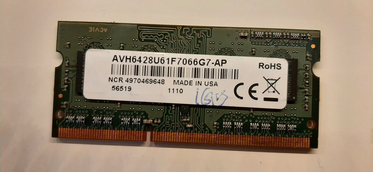 Avant 1 GB DDR3 RAM 204-pin SO-DIMM PC3-8500S 204-pin Avant AVH6428U61F7066G7-BP laptop geheugen