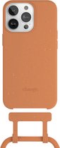 iPhone 13 Pro Backcase hoesje - Woodcessories - Effen Oranje - Hout