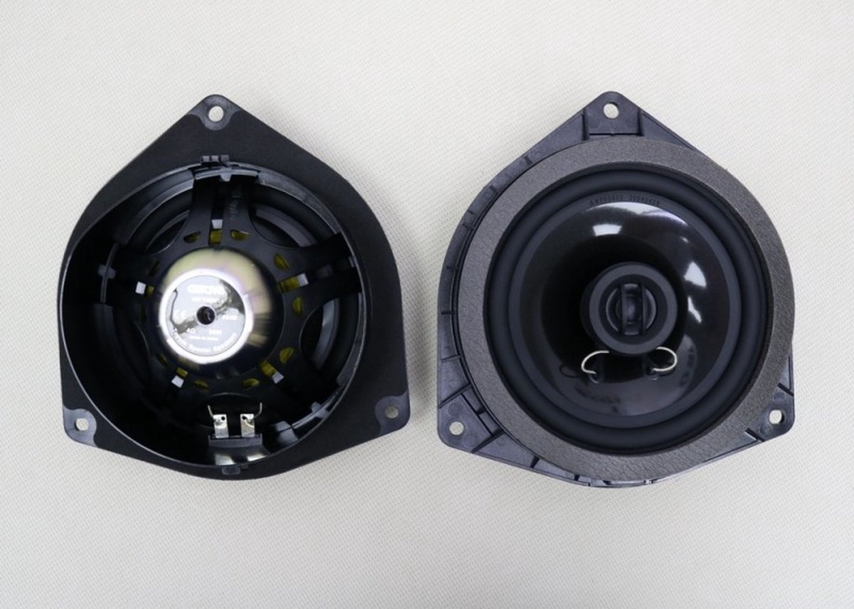 Awave AWT650 luidspreker set 16,5 cm 50 watts RMS voor Toyota Corolla