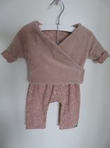Newborn kleding - baby meisje - setje 2-delig -  Maat 50 - roze - kraamcadeau - ( handgemaakt Sweet Baby Bedstraw )