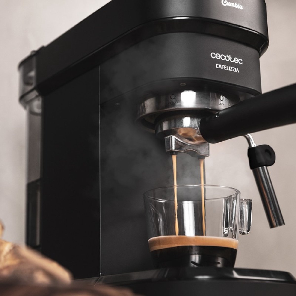 Cecotec Macchine del caffè espresso Power Espresso 20 ColdBrew