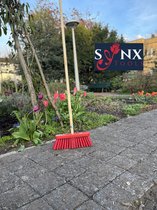 Synx Tools Bezem Nylon Straatbezem - 30 cm - Rode kap - Kunststof vezel - Buitenbezem - Schoonmaakartikelen - met steel 150 cm