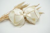 Grosgrain luxe haarstrik - Kleur Antiek wit - Haarstrik  - Glitter haarstrik – Babyshower - Bows and Flowers