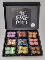 Paaseieren-Proeverij-Pakket | Box met 9 verschillende smaken paaseieren in rasterverpakking en Mystery Card 'Enjoy the Sweet Moment' met geheime boodschap + PaasProeverij Scorekaar