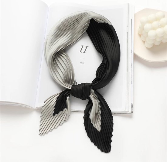 Emilie scarves - sjaal - Plissé - zwart - zilver