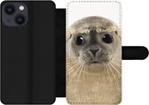 Bookcase Geschikt voor iPhone 13 Mini telefoonhoesje - Jongens - Zeehond - Kinderen - Meisjes - Dieren - Met vakjes - Wallet case met magneetsluiting