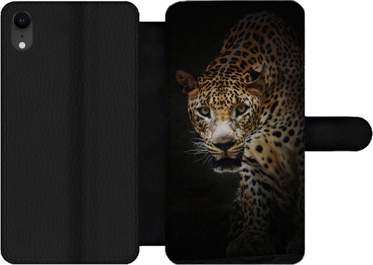 Telefoonhoesje Geschikt voor iPhone XR telefoonhoesje - Luipaard - Wilde dieren - Licht - Met vakjes - Wallet case met magneetsluiting