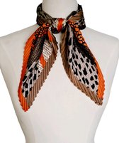 Dames sjaaltje satijn-Oranje 70x70 CM - Zijde zachte Sjaaltje- Hoofdsjaal - Cadeau voor vrouwen ,dames- Stewardess Sjaaltje oranje