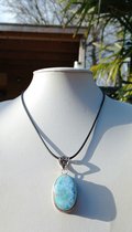 Prachtige Larimar hanger met veterketting