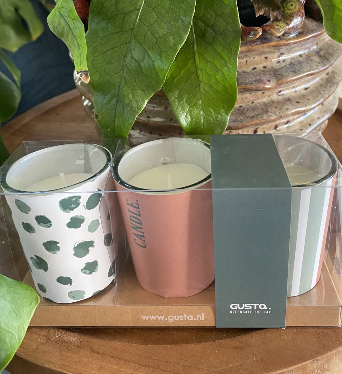Gusta Set van 3 geurkaarsjes -5,5 x 6,5 cm groen