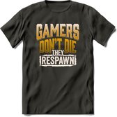 Gamers don't die T-shirt | Geel | Gaming kleding | Grappig game verjaardag cadeau shirt Heren – Dames – Unisex | - Donker Grijs - S