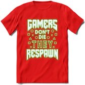 Gamers don't die T-shirt | Neon Groen | Gaming kleding | Grappig game verjaardag cadeau shirt Heren – Dames – Unisex | - Rood - L