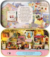 CUTE ROOM - Miniatuur Poppenhuis Bouwpakket in Tinnen Doos - Box Theater : Dreamland Trilogie Serie - Q-008 Lucky Market