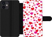 Bookcase Geschikt voor iPhone 12 telefoonhoesje - Een illustratie met kleurrijke hartjes - Met vakjes - Wallet case met magneetsluiting