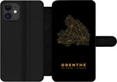 Bookcase Geschikt voor iPhone 12 Pro telefoonhoesje - Drenthe - Kaart - Goud - Zwart - Met vakjes - Wallet case met magneetsluiting