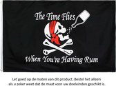 Vlag 150x90CM - Piraat - Time Flies When You're Having Rum - Booze - Drank - Liquor - Grappig - Funny - Drinkfeestje - Flag Polyester