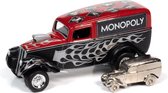 1933 Willys Delivery Sedan Monopoly + Exclusive Game Token 1/64 Johnny Lightning Pop Culture {Modelauto - Schaalmodel - Model auto - Miniatuur auto}