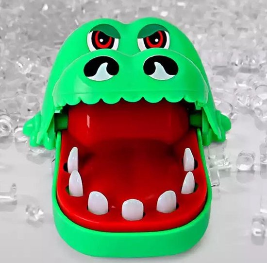 Spel Bijtende Krokodil – Reis editie - Krokodil met Kiespijn – Krokodil Tanden Spel - Tandarts - Party Spel - Gezelschapsspel - Drankspel - Shot spel - Groene Krokodil - Daily Playground