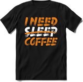 I need coffee | Koffie Kado T-Shirt Heren - Dames | Perfect Verjaardag Cadeau Shirt | Grappige Spreuken - Zinnen - Teksten | Maat 3XL