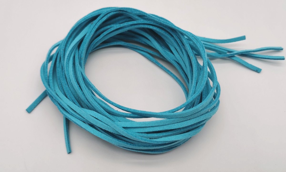 5 x 150 cm - Suede look koord - kleur Turquoise - sieraden maken - zoals - ketting - armband of andere doeleinde.