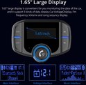 Zwarte FM-transmitter met 1.65" display, toont interfaces voor auto voltage, FM-frequentie en muziek.